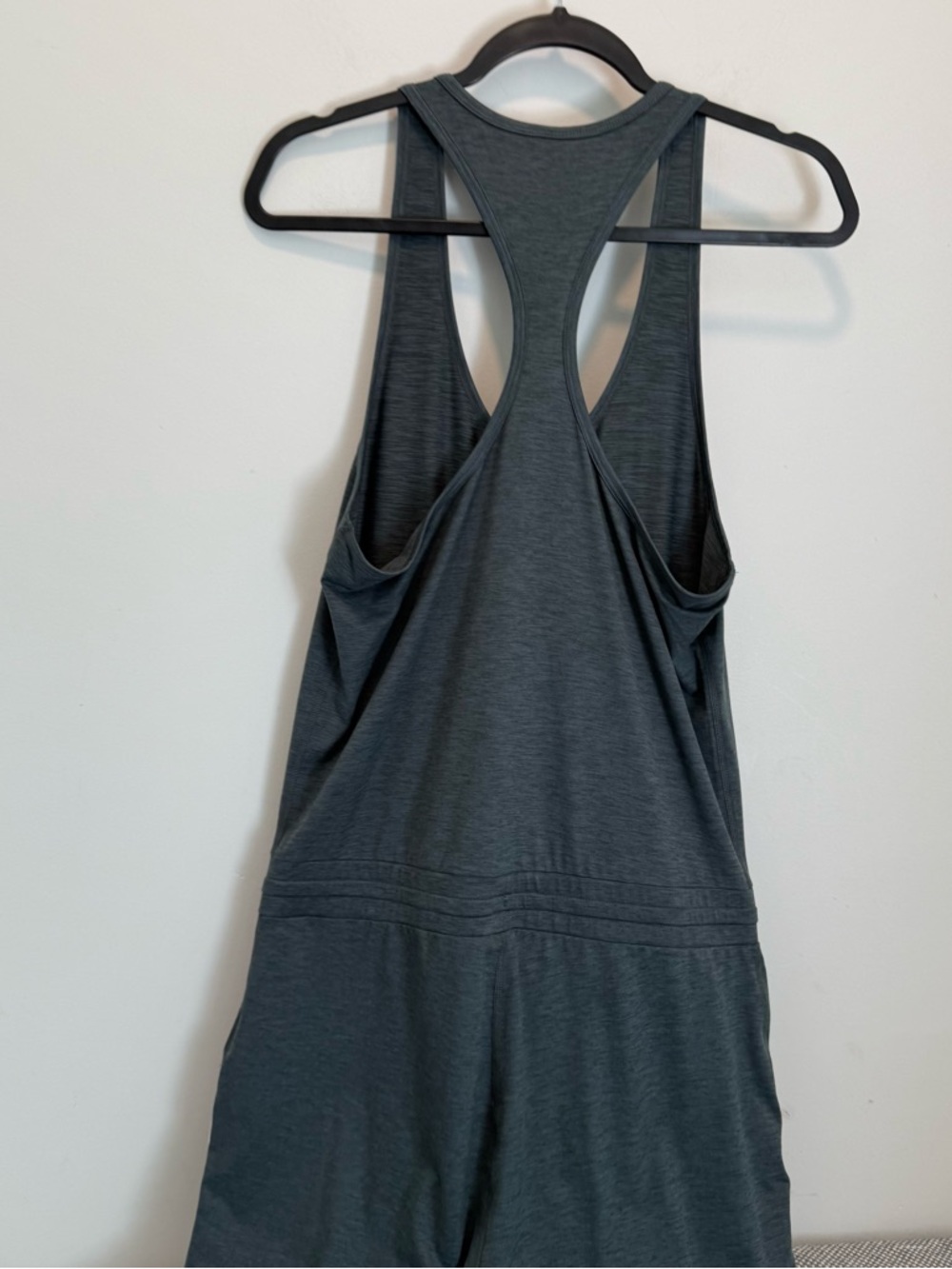 Vuori lux jumpsuit size S - Picture 9 of 14